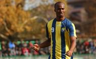 The Ivorian was in top form but couldn't find the back of the net. (Image: AIFF)